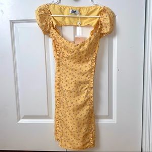Tiger mist - floral mini dress - Size S - color yellow